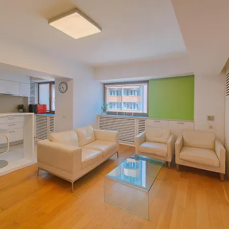 Edes Ultracentral & Modern Design בוקרשט